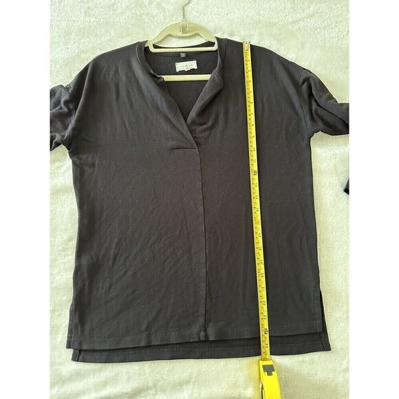 Lou & Grey Signature Soft Long Sleeve Pullover Top V-Neck Size XS (runs big). - Picture 7 of 7